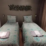 Tranquil Retreat - Free American Pancake-guest House Гостевой дом