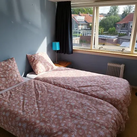 Casa de hóspedes Tranquil Retreat - Free American Pancake-guest House