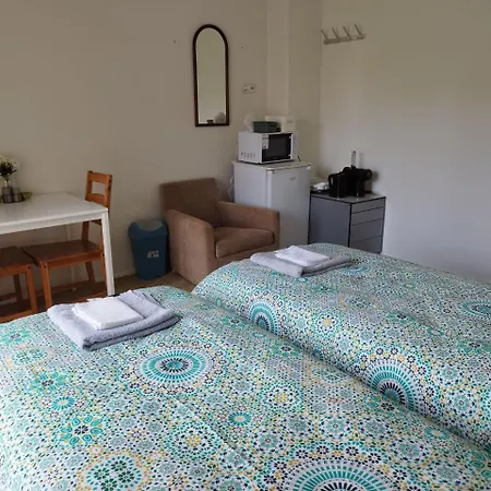 Tranquil Retreat - Guest House *