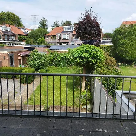 Tranquil Retreat - Free American Pancake-guest House Guest house Arnhem
